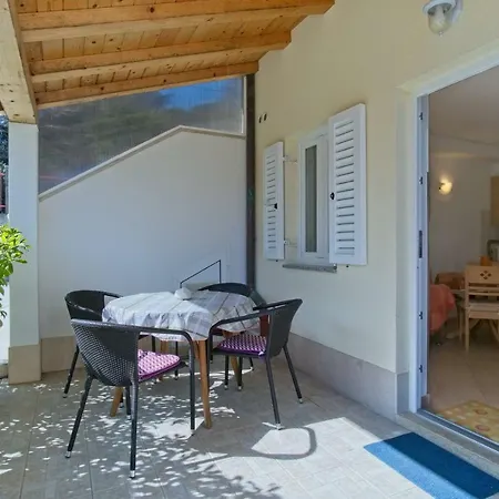 Apartmani Dorita *