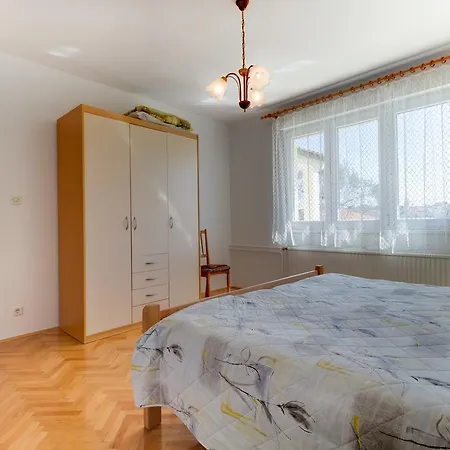 Апартаменты Dorita Мали-Лошинь