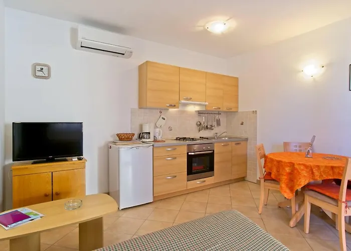 Апартаменты Dorita Мали-Лошинь